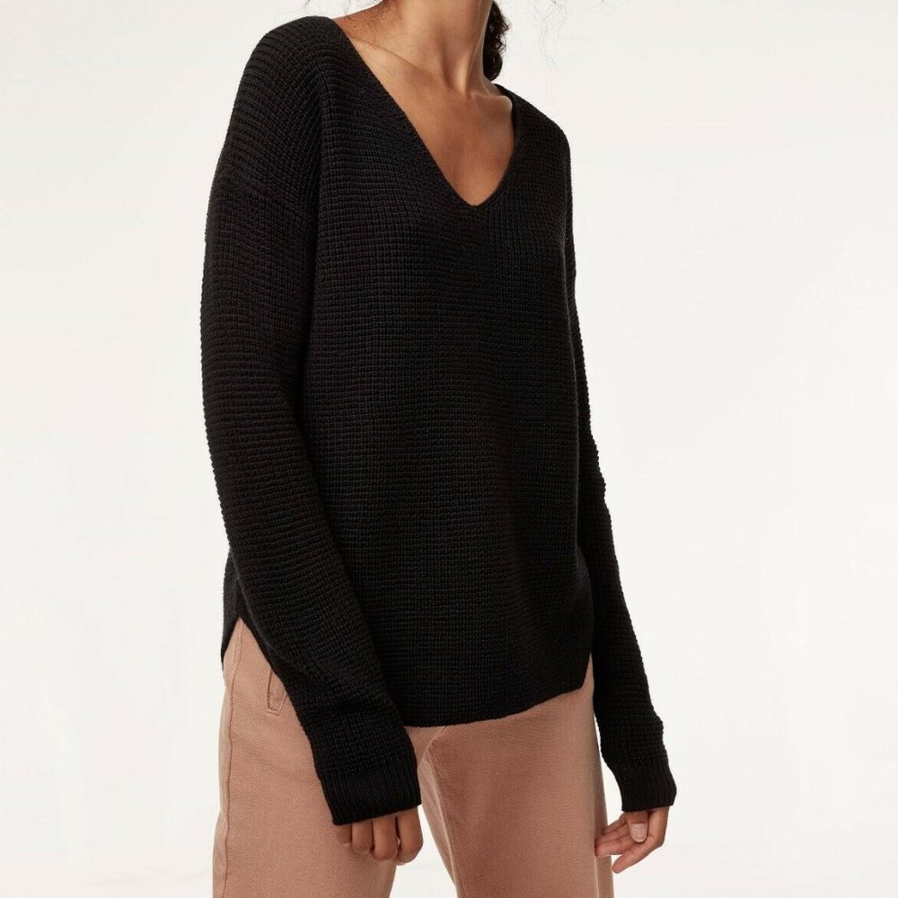 Aritzia Wilfred Free Wolter Sweater